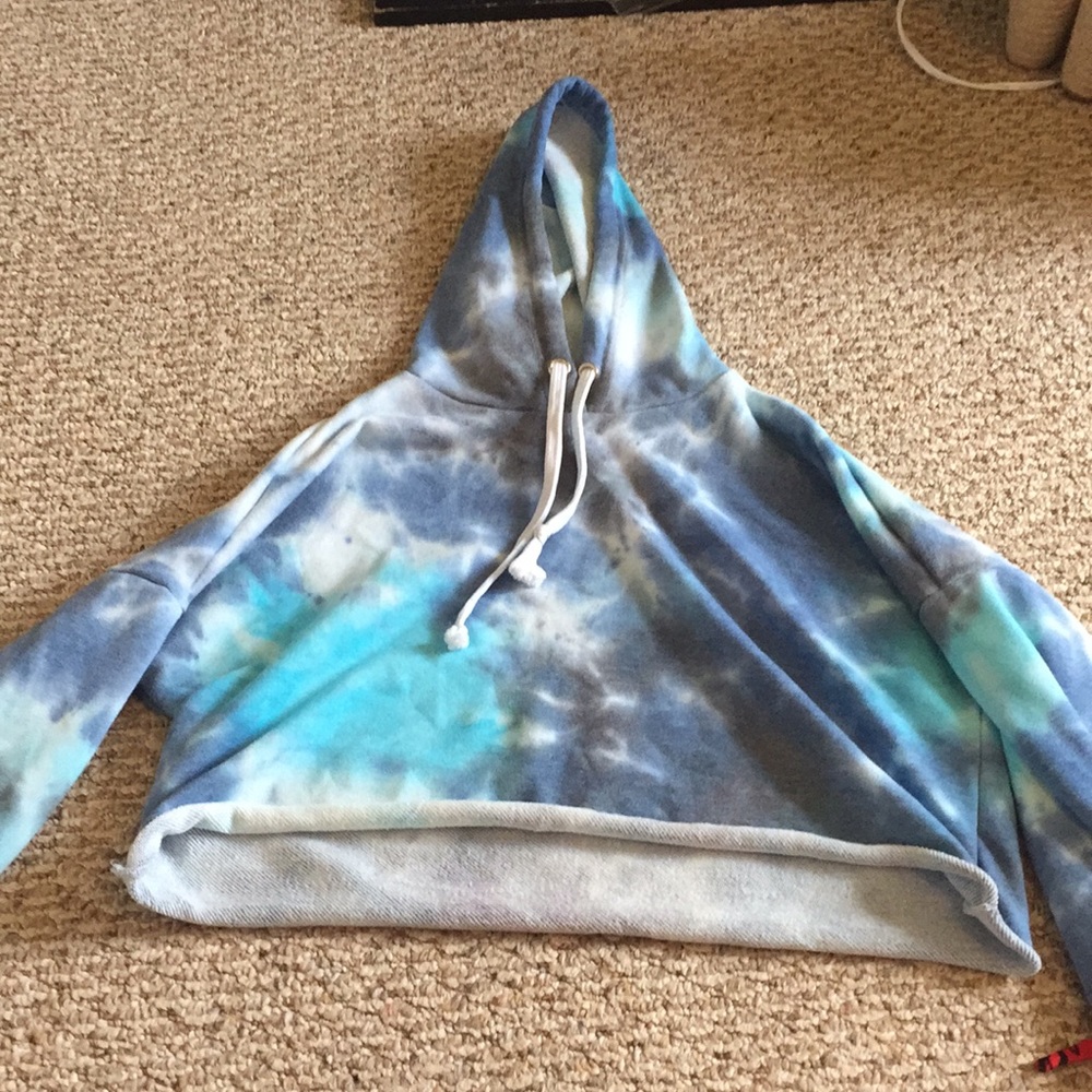 tie dye crop top hoodie